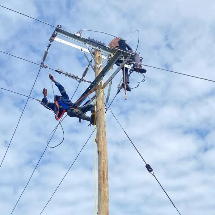 SOJEM 33kV line installation